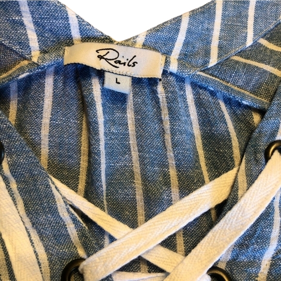 SOLD ~ Rails Jeri Top Womens Large Blue & White Stripe Short Sleeve Beachy L - Picture 4 of 6